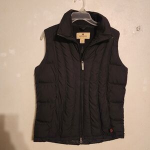 Woolrich Womens Black Puffer Vest Full Zip Size M (white mark)